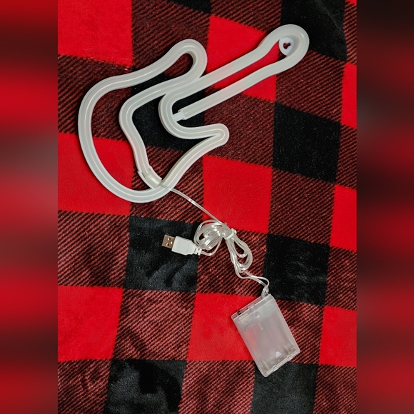 LED light Guitar - Picture 2 of 4